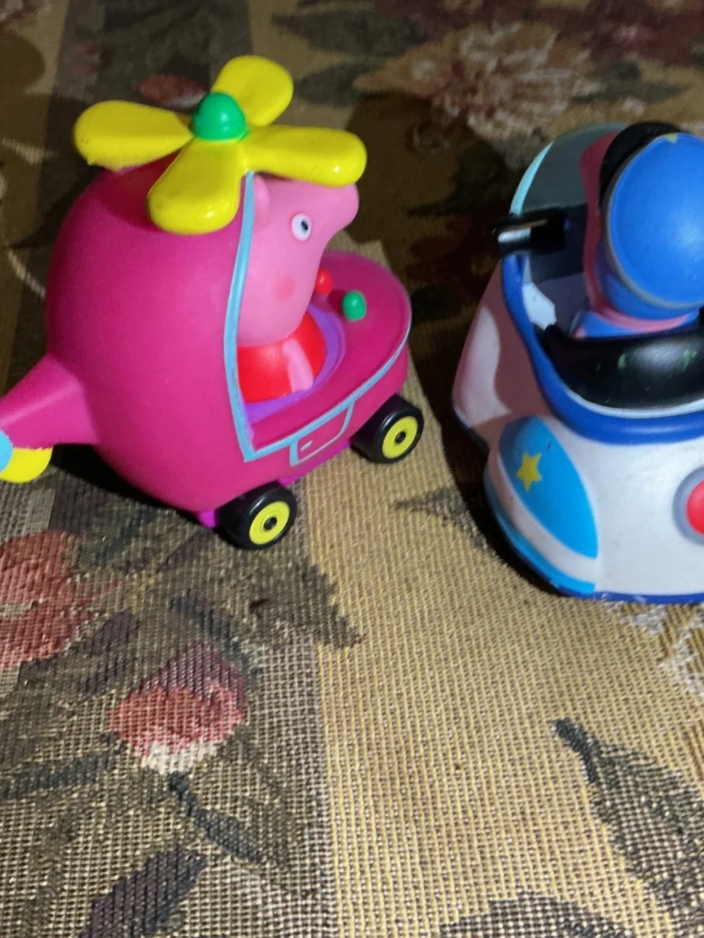 Peppa Pig Jazwares 2 Car Racers Police Train toy Figures george pig